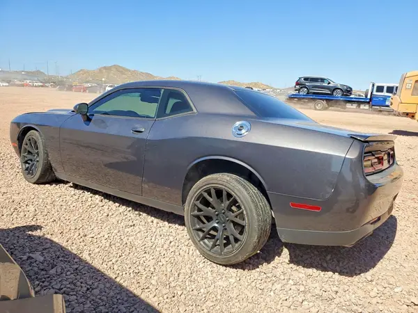 2C3CDZBT5HH513947 2017 DODGE CHALLENGER - Image 2