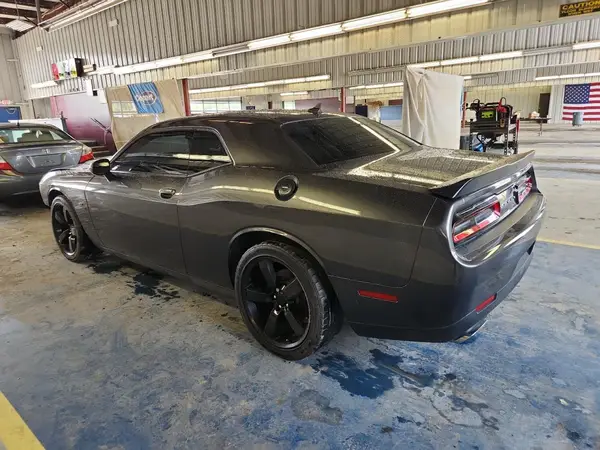 2C3CDZBT5HH604748 2017 DODGE CHALLENGER - Image 2