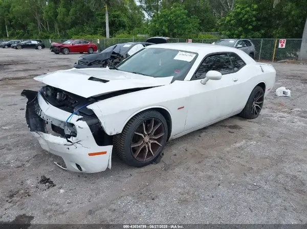 2C3CDZBT5HH640567 2017 DODGE CHALLENGER - Image 2