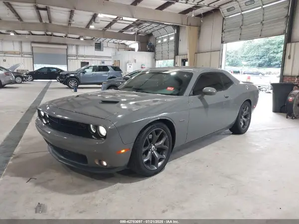 2C3CDZBT5HH650466 2017 DODGE CHALLENGER - Image 2