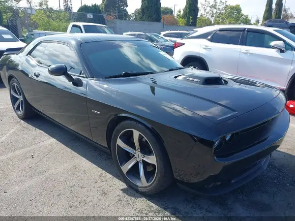 2C3CDZBT5JH118852 2018 DODGE CHALLENGER - Image 1