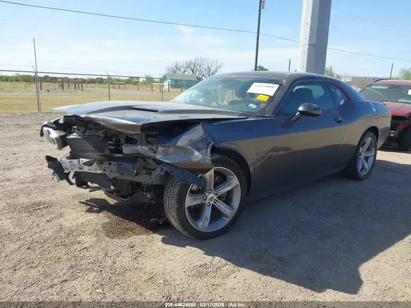2C3CDZBT5JH211600 2018 DODGE CHALLENGER - Image 2