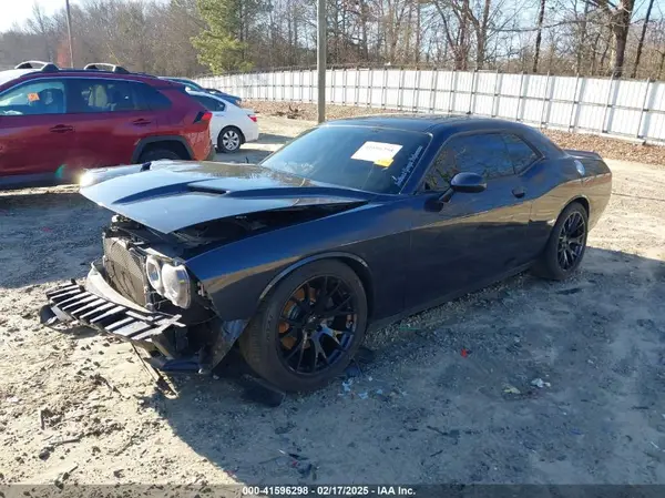 2C3CDZBT5JH252678 2018 DODGE CHALLENGER - Image 2
