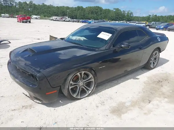 2C3CDZBT5LH125125 2020 DODGE CHALLENGER - Image 2