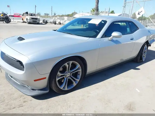 2C3CDZBT5LH155077 2020 DODGE CHALLENGER - Image 2