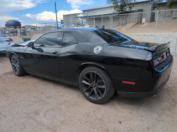 2C3CDZBT5LH174423 2020 DODGE CHALLENGER - Image 2
