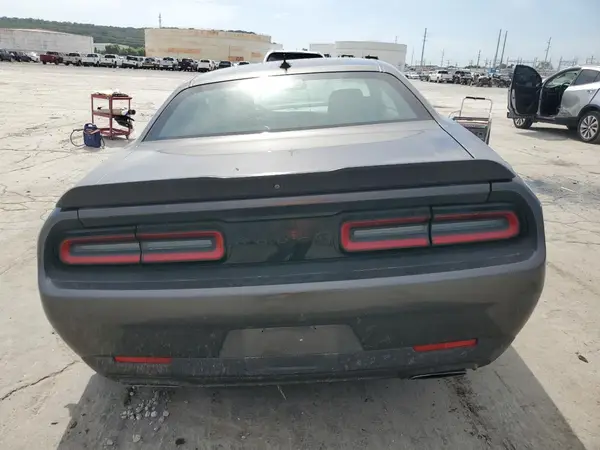 2022 DODGE CHALLENGER auction photo 6