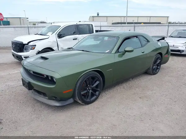 2C3CDZBT5NH137374 2022 DODGE CHALLENGER - Image 2