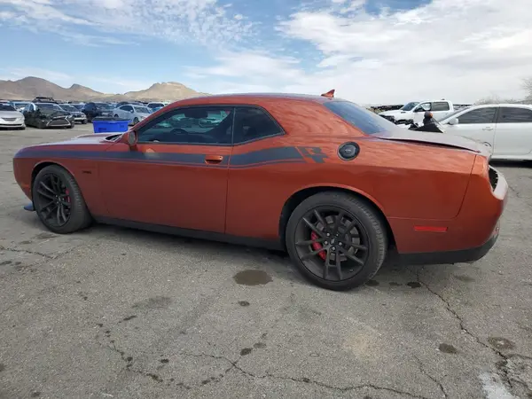 2C3CDZBT5PH591028 2023 DODGE CHALLENGER - Image 2