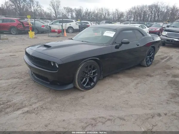 2C3CDZBT5PH662812 2023 DODGE CHALLENGER - Image 2