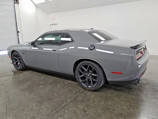 2C3CDZBT5PH669677 2023 DODGE CHALLENGER - Image 2