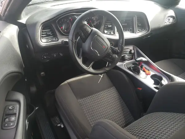 2C3CDZBT5PH693784 2023 DODGE CHALLENGER - Image 8