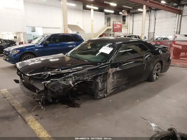 2C3CDZBT6GH177692 2016 DODGE CHALLENGER - Image 2