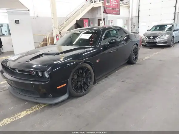 2C3CDZBT6GH214059 2016 DODGE CHALLENGER - Image 2
