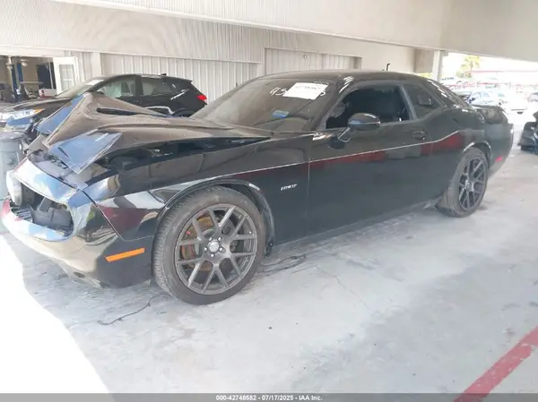 2C3CDZBT6GH245926 2016 DODGE CHALLENGER - Image 2