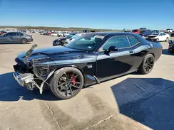2C3CDZBT6GH245957 2016 DODGE CHALLENGER