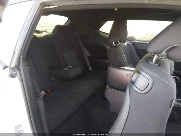 2C3CDZBT6GH299971 2016 DODGE CHALLENGER - Image 8