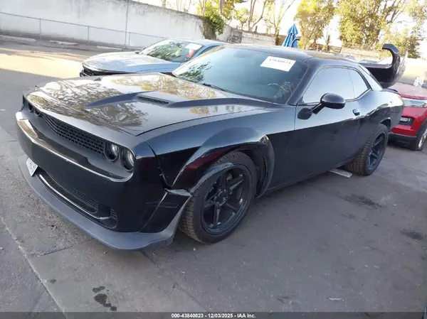 2C3CDZBT6HH519319 2017 DODGE CHALLENGER - Image 2