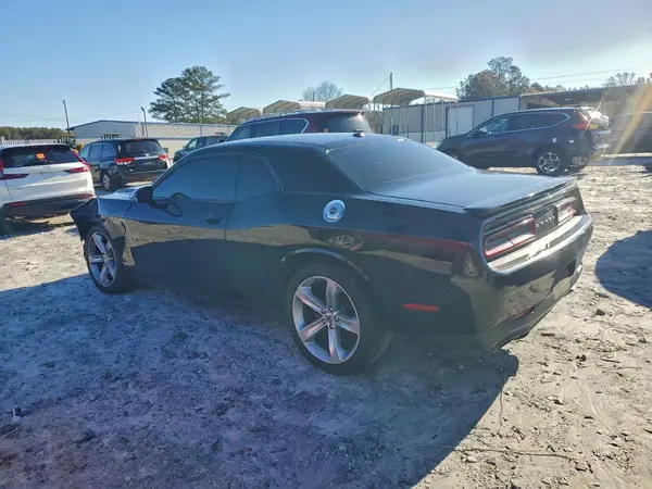 2C3CDZBT6HH568682 2017 DODGE CHALLENGER - Image 2