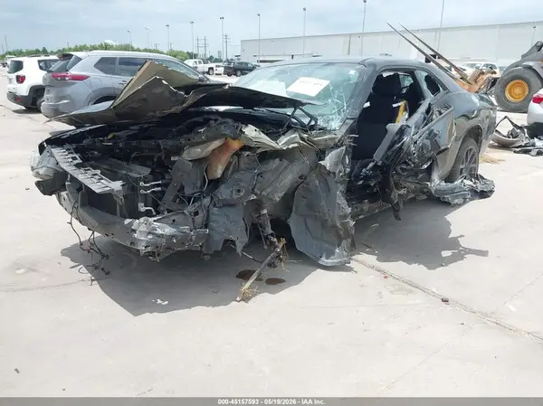 2C3CDZBT6HH613748 2017 DODGE CHALLENGER - Image 2