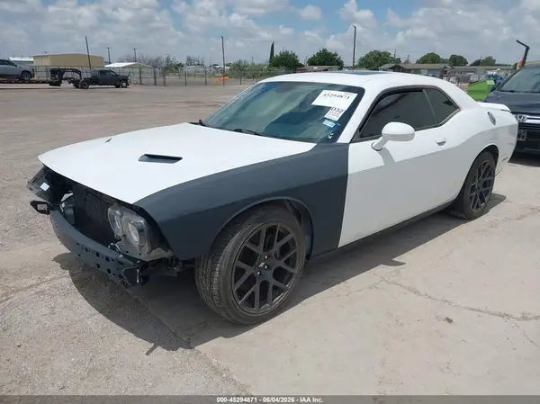 2C3CDZBT6JH144716 2018 DODGE CHALLENGER - Image 2
