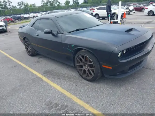2C3CDZBT6JH215459 2018 DODGE CHALLENGER - Image 1