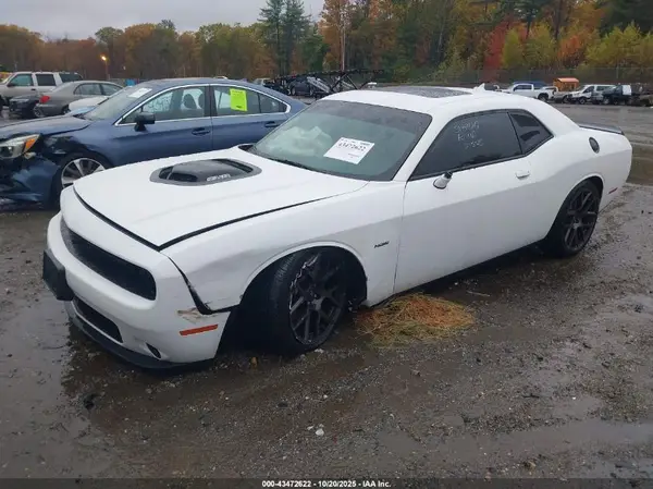 2C3CDZBT6JH318204 2018 DODGE CHALLENGER - Image 2