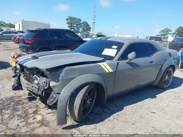 2C3CDZBT6KH552232 2019 DODGE CHALLENGER - Image 2