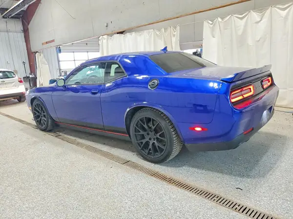 2C3CDZBT6LH105661 2020 DODGE CHALLENGER - Image 2