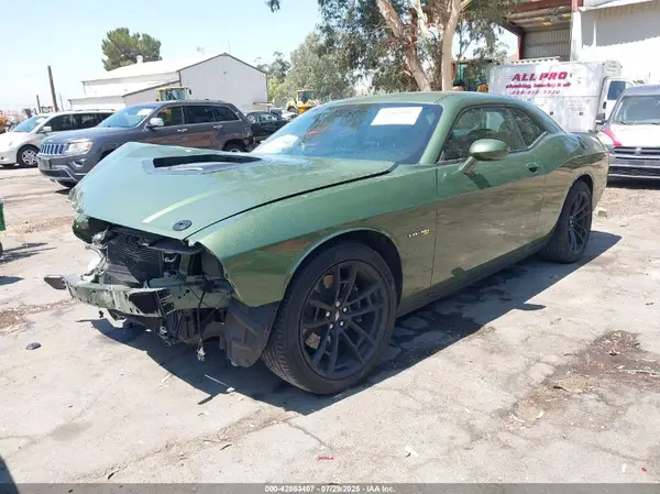2C3CDZBT6LH236881 2020 DODGE CHALLENGER - Image 2