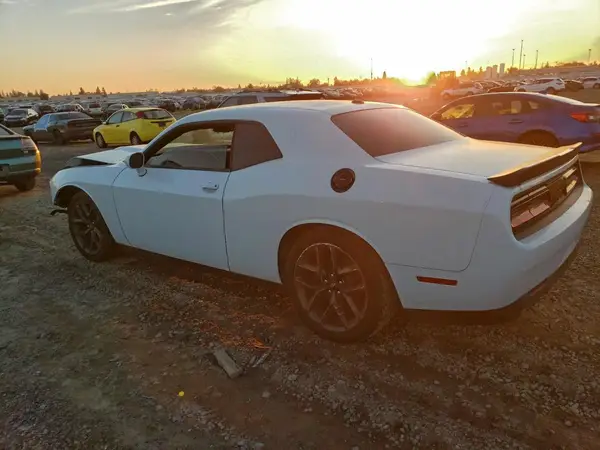 2C3CDZBT6LH242163 2020 DODGE CHALLENGER - Image 2