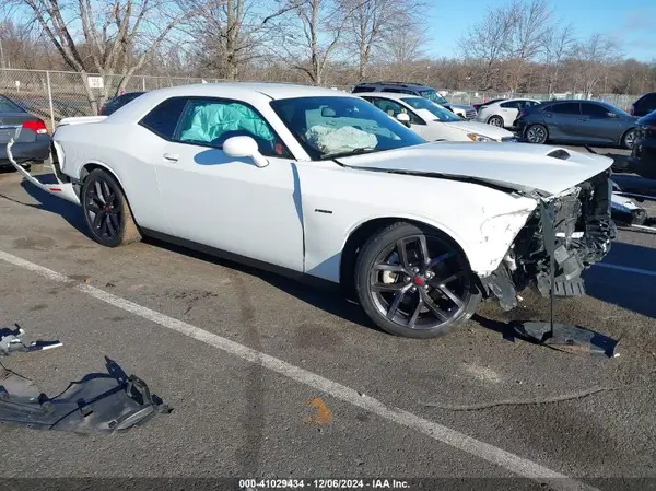 2C3CDZBT6MH571236 2021 DODGE CHALLENGER - Image 1