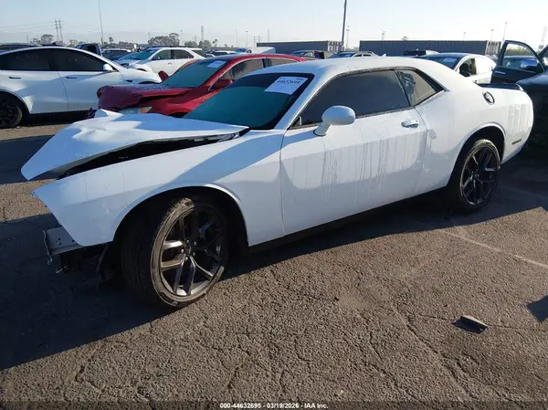 2C3CDZBT6PH658073 2023 DODGE CHALLENGER - Image 2