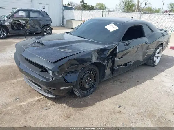 2C3CDZBT7GH177992 2016 DODGE CHALLENGER - Image 2