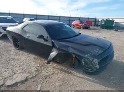 2C3CDZBT7GH240752 2016 DODGE CHALLENGER