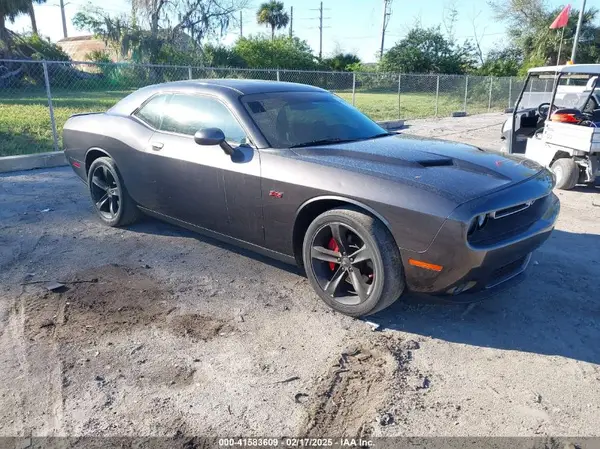 2C3CDZBT7GH256904 2016 DODGE CHALLENGER - Image 1