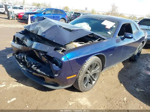 2C3CDZBT7HH580534 2017 DODGE CHALLENGER - Image 2