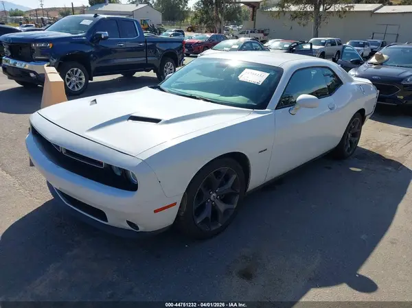 2C3CDZBT7HH613872 2017 DODGE CHALLENGER - Image 2
