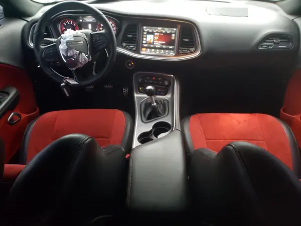 2C3CDZBT7JH144773 2018 DODGE CHALLENGER - Image 8