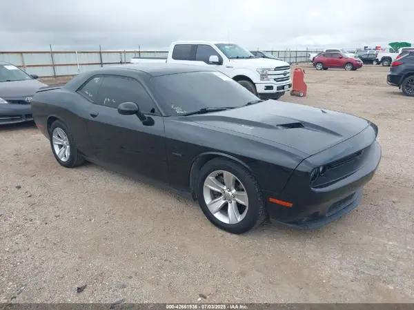 2C3CDZBT7JH152033 2018 DODGE CHALLENGER - Image 1
