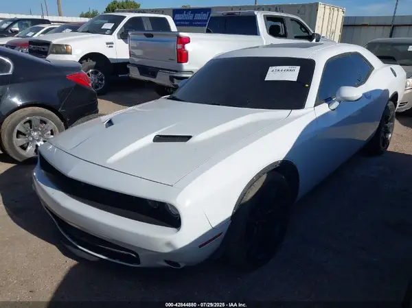 2C3CDZBT7JH178762 2018 DODGE CHALLENGER - Image 2