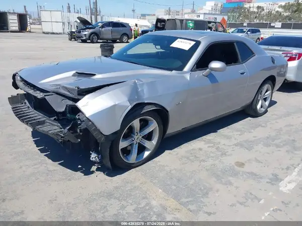 2C3CDZBT7JH212974 2018 DODGE CHALLENGER - Image 2
