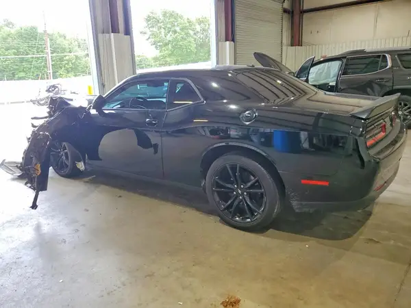 2C3CDZBT7JH216782 2018 DODGE CHALLENGER - Image 2