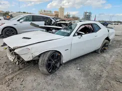 2C3CDZBT7JH251273 2018 DODGE CHALLENGER
