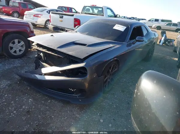 2C3CDZBT7JH287061 2018 DODGE CHALLENGER - Image 2