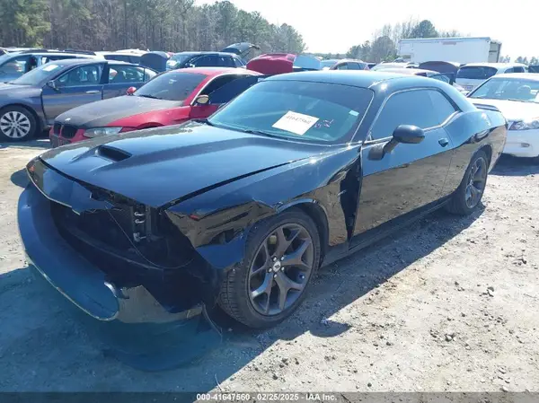 2C3CDZBT7KH583408 2019 DODGE CHALLENGER - Image 2