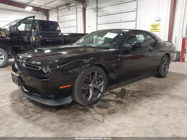 2C3CDZBT7KH666692 2019 DODGE CHALLENGER - Image 2