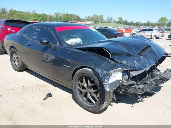 2C3CDZBT7LH125126 2020 DODGE CHALLENGER - Image 1