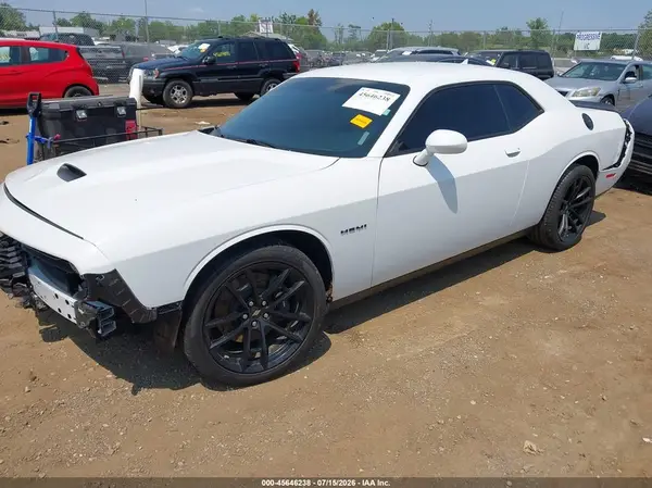 2C3CDZBT7LH161804 2020 DODGE CHALLENGER - Image 2