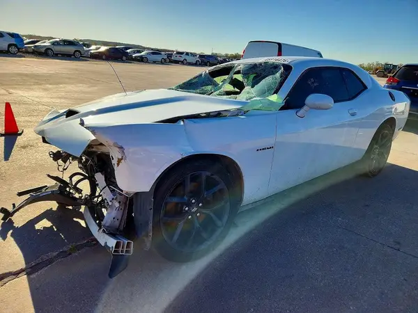 2C3CDZBT7LH236744 2020 DODGE CHALLENGER - Image 1